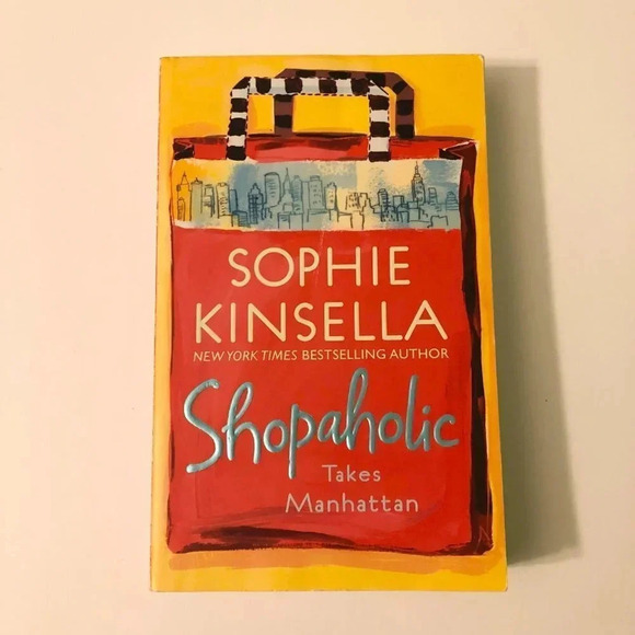 Lot of 4 Sophie Kinsella Books  Shopaholic - Picture 7 of 15